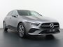 Mercedes-Benz A-klasse 180 Star Edition Luxury Line | Cruise Control | Achteruitrijcamera | DAB+ Radio | Voorstoelen Verwarmd | Sfeerverlichting | 17" Lichtmetalen Velgen