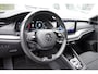 Skoda Octavia Combi 1.5 e-TSI Automaat! Business Edition BJ2021 Lmv 17" | Led V+A | Pdc | Navi | Dynamische knipperlichten | Elek. trekhaak | Elek. achterklep | Achteruitrijcamera | App-Connect | Virtual cockpit | Climate control | Cruise control | Extra getint glas