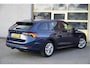 Skoda Octavia Combi 1.5 e-TSI Automaat! Business Edition BJ2021 Lmv 17" | Led V+A | Pdc | Navi | Dynamische knipperlichten | Elek. trekhaak | Elek. achterklep | Achteruitrijcamera | App-Connect | Virtual cockpit | Climate control | Cruise control | Extra getint glas