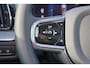 Volvo XC60 T6 Recharge AWD Ultra Black Edition - Panorama/schuifdak - IntelliSafe Assist & Surround - 360º Camera - Harman/Kardon audio - Adaptieve LED koplampen - Verwarmde voorstoestolen, stuur & achterbank - Parkeersensoren voor & achter - Elektr. bedienb. voorelen met geheugen - Head up display - Draadloze tel. lader - 21' LMV