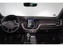 Volvo XC60 T6 Recharge AWD Ultra Black Edition - Panorama/schuifdak - IntelliSafe Assist & Surround - 360º Camera - Harman/Kardon audio - Adaptieve LED koplampen - Verwarmde voorstoestolen, stuur & achterbank - Parkeersensoren voor & achter - Elektr. bedienb. voorelen met geheugen - Head up display - Draadloze tel. lader - 21' LMV