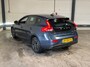Volvo V40 T2 Polar+ | Cruise control | Stoelverwarming | LED | 16'' Velgen | Parkeersensoren achter | Navigatie |