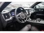 Volvo V60 2.0 T6 Plug-in hybrid AWD Plus Dark | Trekhaak | Adaptive Cruise Control | 360 Camera | Harman/Kardon | Stuurverwarming | Stoelverwarming voor & achter | Verwarmbare Voorruit | Sportstoelen |