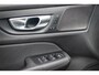 Volvo V60 2.0 T6 Plug-in hybrid AWD Plus Dark | Trekhaak | Adaptive Cruise Control | 360 Camera | Harman/Kardon | Stuurverwarming | Stoelverwarming voor & achter | Verwarmbare Voorruit | Sportstoelen |
