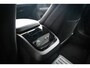 Volvo V60 2.0 T6 Plug-in hybrid AWD Plus Dark | Trekhaak | Adaptive Cruise Control | 360 Camera | Harman/Kardon | Stuurverwarming | Stoelverwarming voor & achter | Verwarmbare Voorruit | Sportstoelen |