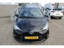 Toyota Yaris 1.5 Hybrid Dynamic Automaat/Orig.NL auto/Achteruitrijcamera/Climate control/Cruise control/Keyless/Navi by app/Privacy glass/Mistlampen/Licht metalen velgen