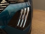 Peugeot e-2008 EV GT Avantage 54 kWh 8 Jaar Garantie | Warmtepomp | Alcantara | Adaptive Cruise | Stoelverwarming+Massage | | 11 kW lader | Achteruitrijcamera | Apple Carplay/Android Auto|telefoonintegratie premium