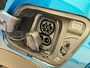 Peugeot e-2008 EV GT Avantage 54 kWh 8 Jaar Garantie | Warmtepomp | Alcantara | Adaptive Cruise | Stoelverwarming+Massage | | 11 kW lader | Achteruitrijcamera | Apple Carplay/Android Auto|telefoonintegratie premium