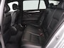 BMW 5-Serie 518d Executive | Adaptive cruise | Leder | Trekhaak | Stoelverwarming | Keyless | Navigatie Professional | Xenon | Climate control | Parkeerhulp | Bluetooth