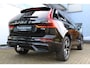 Volvo XC60 2.0 T6 Plug-in hybrid AWD Plus Dark | Keyless entry/start | Achteruitrijcamera | Elektrische kofferbakklep | Memory stand stoelen | Adaptive cruise | Wegklapbare trekhaak | Apple CarPlay/Android Auto | Climate controle | Draadloze telefoonlader | Lane assist | Stoelverwarming V+A | Stuurverwarming |