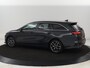 Kia Ceed 1.5 T-GDi GT-Line | Stoel & stuurverwarming | Trekhaak | Adaptive cruise | Camera | Keyless | Leder/Alcantara | Navigatie | Full LED | Sportstoelen | Bluetooth | Parkeerhulp
