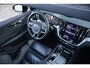 Volvo V60 2.0 T6 Recharge AWD R-Design | Adaptieve Cruise Control | Panoramadak | Trekhaak | Parkeercamera | Stoelen elektrisch verstelbaar + geheugen |