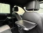 Volkswagen Tiguan 1.4 TSI R-line Handgeschakeld | Half/leer | R-line stuurwiel | LED verlichting | Stoelverwarming | Zwarte hemelbekleding | Apple CarPlay | Adaptieve cruise control | Parkeersensoren voor en achter