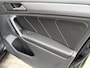 Volkswagen Tiguan 1.4 TSI R-line Handgeschakeld | Half/leer | R-line stuurwiel | LED verlichting | Stoelverwarming | Zwarte hemelbekleding | Apple CarPlay | Adaptieve cruise control | Parkeersensoren voor en achter