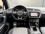 Volkswagen Tiguan 1.4 TSI R-line Handgeschakeld | Half/leer | R-line stuurwiel | LED verlichting | Stoelverwarming | Zwarte hemelbekleding | Apple CarPlay | Adaptieve cruise control | Parkeersensoren voor en achter