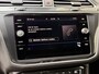 Volkswagen Tiguan 1.4 TSI R-line Handgeschakeld | Half/leer | R-line stuurwiel | LED verlichting | Stoelverwarming | Zwarte hemelbekleding | Apple CarPlay | Adaptieve cruise control | Parkeersensoren voor en achter
