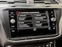 Volkswagen Tiguan 1.4 TSI R-line Handgeschakeld | Half/leer | R-line stuurwiel | LED verlichting | Stoelverwarming | Zwarte hemelbekleding | Apple CarPlay | Adaptieve cruise control | Parkeersensoren voor en achter