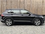 Volkswagen Tiguan 1.4 TSI R-line Handgeschakeld | Half/leer | R-line stuurwiel | LED verlichting | Stoelverwarming | Zwarte hemelbekleding | Apple CarPlay | Adaptieve cruise control | Parkeersensoren voor en achter