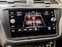 Volkswagen Tiguan 1.4 TSI R-line Handgeschakeld | Half/leer | R-line stuurwiel | LED verlichting | Stoelverwarming | Zwarte hemelbekleding | Apple CarPlay | Adaptieve cruise control | Parkeersensoren voor en achter