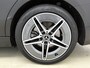 Mercedes-Benz C-klasse Estate 300 e AMG Plug-In Hybride AMG Line | Trekhaak | Panorama Schuif-Kanteldak | Digital Licht | Rijassistentiepakket Plus incl. PRE-SAFE Inclusief 24 maanden MB Certified garantie voor Europa.