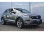 Volkswagen T-Roc 1.5 TSI 150pk DSG Sport Business R | Elektrische Achterklep | Achteruitrijcamera | Navigatie