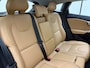 Volvo V40 T2 122pk Nordic+ Luxury / Standkachel / Stoelverwarming / Power seats / Voorruit verwarming / Camera achter /