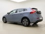 Volvo V40 T2 122pk Nordic+ Luxury / Standkachel / Stoelverwarming / Power seats / Voorruit verwarming / Camera achter /