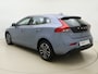 Volvo V40 T2 122pk Nordic+ Luxury / Standkachel / Stoelverwarming / Power seats / Voorruit verwarming / Camera achter /