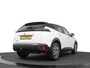 Peugeot 2008 1.2 T 101pk Active - Trekhaak/Navi/Carplay/DAB/ECC