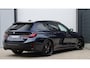 BMW 3-Serie Touring 330i M-Sport Pro | Harman/Kardon | Panoramadak | Head-up | Trekhaak | M Sportstoelen | Carbon