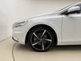 Volvo V40 D3 150pk Business Sport / Stoelverwarming / Nubuck bekleding / Navi /