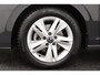 Volkswagen Golf 1.0 TSI Life - Navi/VC/Carplay/ECC