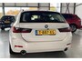 BMW 3-Serie Touring 320e 150kW PHEV|Sportstoelen|Camera|Apple&Android Carplay|SoH100%|
