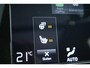 Volvo XC40 Plug-in Hybrid T5 Inscription | Panoramadak | Lederen bekleding | Adaptive cruise control | Stoel- en stuurwielverwarming | Standkachel | Elektrische stoelverstelling | Dode hoek detectie BLIS | Achteruitrijcamera | Parkeersensoren voor + achter |