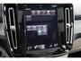 Volvo XC40 Plug-in Hybrid T5 Inscription | Panoramadak | Lederen bekleding | Adaptive cruise control | Stoel- en stuurwielverwarming | Standkachel | Elektrische stoelverstelling | Dode hoek detectie BLIS | Achteruitrijcamera | Parkeersensoren voor + achter |