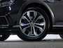 Volkswagen Passat GTE 1.4 TSI 218 PK DSG PHEV Highline | LED | Trekhaak | Stoelverwarming | Achteruitrijcamera |