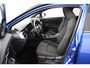 Toyota C-HR 2.0 Hybrid Bi-Tone | Stuur en stoelverwarming | Dodehoek detectie | Apple carplay android auto |