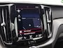 Volvo XC60 2.0 B4 R-Design | Trekhaak | HarmanKardon | Adaptive cruise | CarPlay | Memory Stoelen | Camera | Stoel-/Stuurverw.