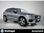 Volvo XC60 2.0 B4 R-Design | Trekhaak | HarmanKardon | Adaptive cruise | CarPlay | Memory Stoelen | Camera | Stoel-/Stuurverw.
