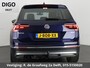 Volkswagen Tiguan 2.0 TSI 4Motion Highline Business R | 360° Camera | Trekhaak | Vol leer | Stoelverwarming | Schuif-/Kanteldak |