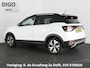 Volkswagen T-Cross 1.0 TSI Style Two-Tone Automaat | 1e eigenaar | Navigatie | Stoelverwarming | Camera |
