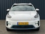 Kia e-Niro EV I 64kWh 204pk Aut DynamicPlusLine I SOH 98% I Schuifkanteldak I Adaptieve Cruise I Stoel-Stuurverwarming I Camera I Navigatie I Keyless Entry I