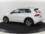 Volkswagen Tiguan 1.5 TSI R Line | Panoramadak | Stoelverwarming | Carplay | Massage | Dynaudio | Keyless | Full LED | Active Info Display | Navigatie | Parkeerhulp