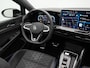 Volkswagen Golf 1.5 eTSI 150 pk DSG R-Line Edition | Panoramadak | IQ Light | Black Style | Head-up display | Sportstoelen | Stoel-/stuurverwarming | 18 inch