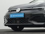 Volkswagen Golf 1.5 eTSI 150 pk DSG R-Line Edition | Panoramadak | IQ Light | Black Style | Head-up display | Sportstoelen | Stoel-/stuurverwarming | 18 inch