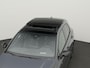 Volkswagen Golf 1.5 eTSI 150 pk DSG R-Line Edition | Panoramadak | IQ Light | Black Style | Head-up display | Sportstoelen | Stoel-/stuurverwarming | 18 inch