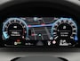 Volkswagen Golf 1.5 eTSI 150 pk DSG R-Line Edition | Panoramadak | IQ Light | Black Style | Head-up display | Sportstoelen | Stoel-/stuurverwarming | 18 inch