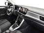 Volkswagen T-Roc 1.5 TSI 150pk DSG Life Edition · Keyless · Camera · Apple/Android Car Play · Navigatie · Stoelverwarming · 17'' Inch ·