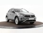 Volkswagen T-Roc 1.5 TSI 150pk DSG Life Edition · Keyless · Camera · Apple/Android Car Play · Navigatie · Stoelverwarming · 17'' Inch ·