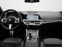 BMW 3-Serie Touring 330e M Sport Plug In Hybrid 293pk Dealer O.H. PHEV | Trekhaak Af Fabriek | Sfeerverlichting | Alcantara Sporstoelen Verwarmd | Apple Carplay | Navigatie | Virtual | Cruise Control | DAB |